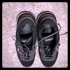 Gdefy Gravity Defyer Comfort Fit rocker shoes